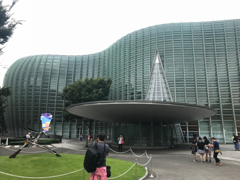 国立新美術館 外観