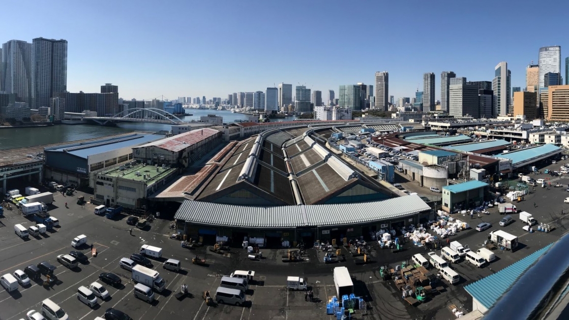 場内の建物屋上から見た築地市場